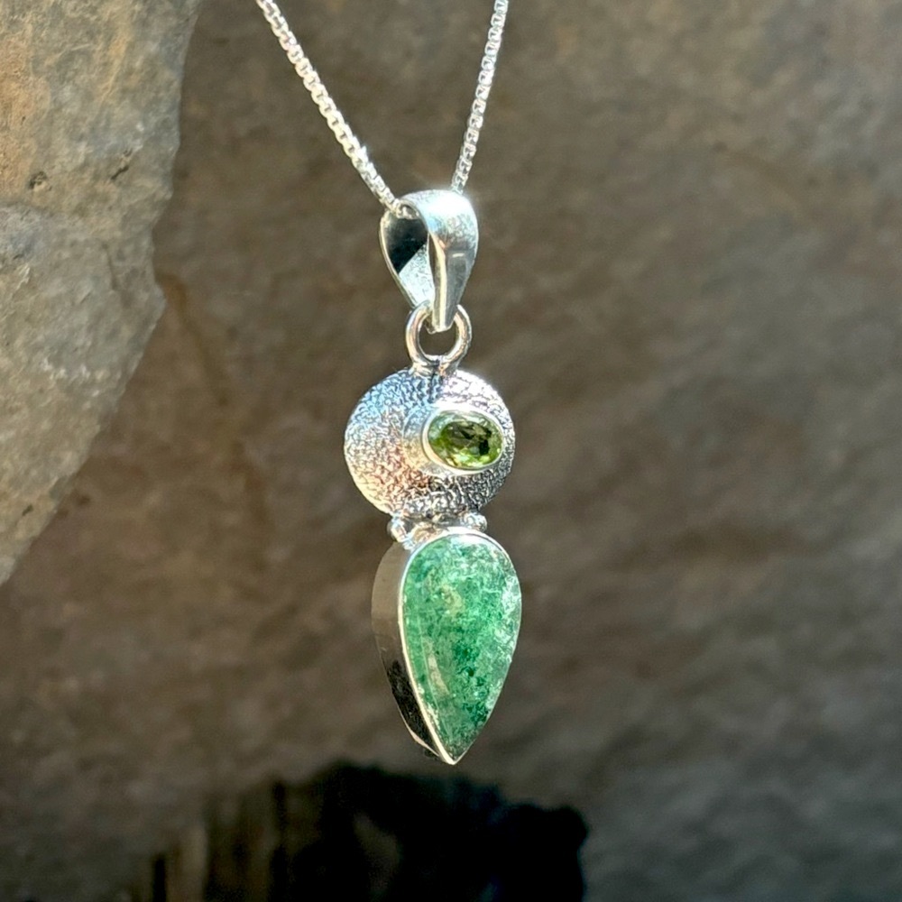 Adventurine & Peridot Necklace - image 3